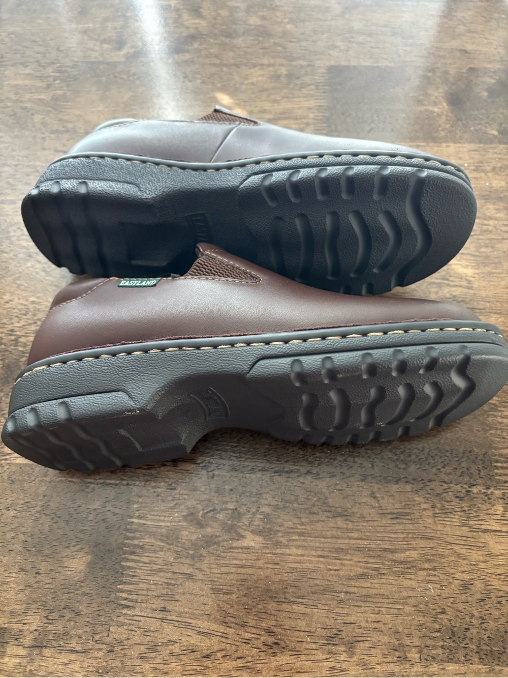 Eastland Newport Loafer size 9 wide - Picture 6 of 7